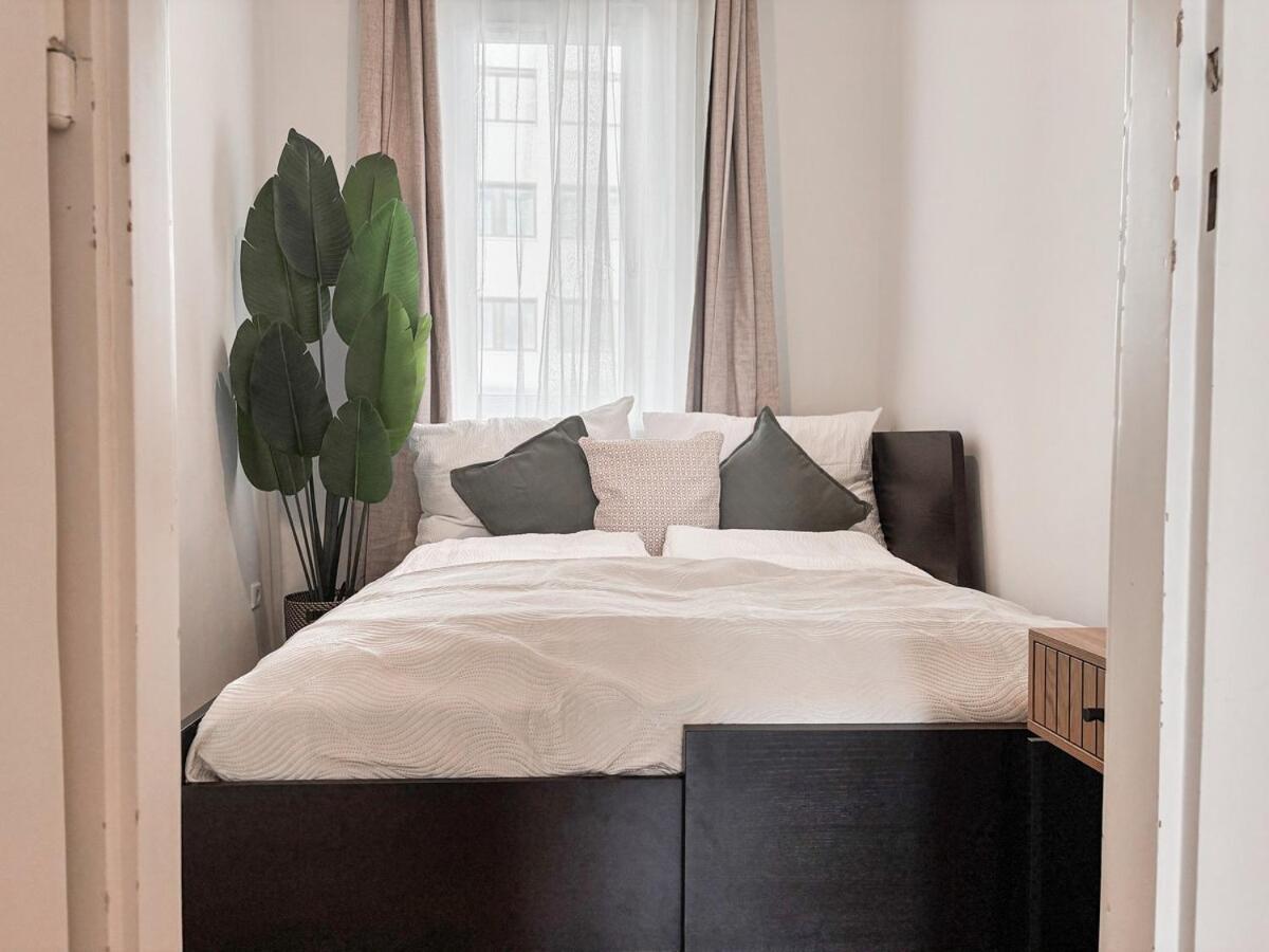 Apartamento Bright - 3br - Fast Wifi - At Bus And Tram Station *